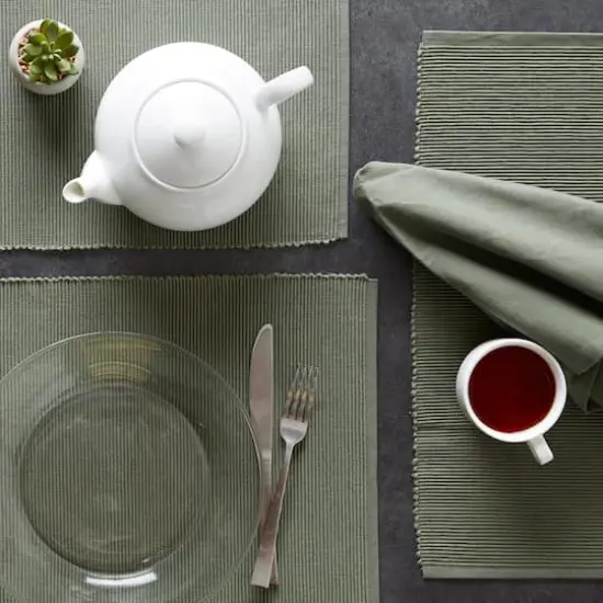DII&reg; Ribbed Cotton Placemats, 6ct. Artichoke {6}