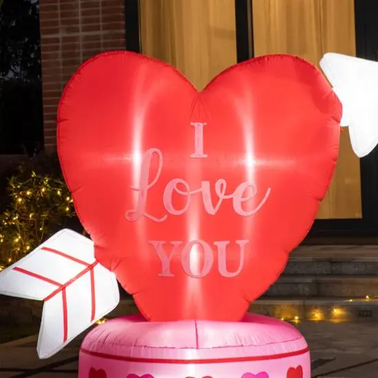 Glitzhome&reg; 5ft. Lighted Valentine's Inflatable Heart D&eacute;cor {4}