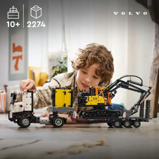 LEGO&reg; Technic&trade; Volvo FMX Truck & EC230 Electric Excavator 42175 {5}