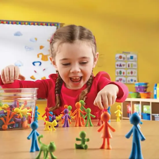Learning Resources&reg; All About Me Family Counters&trade; Set {4}