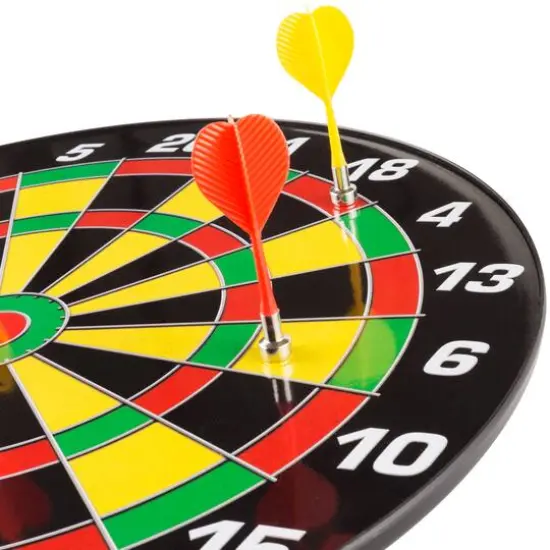 Toy Time Magnetic Dartboard Set {6}