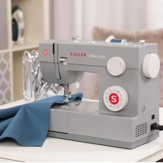 SINGER&reg; HD4452 Heavy Duty Sewing Machine {3}