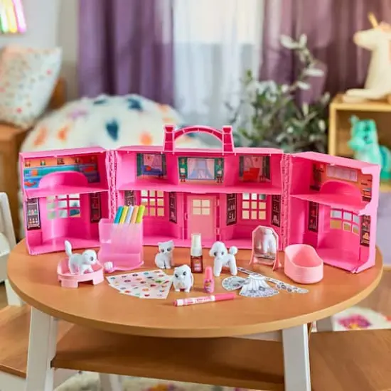 Crayola&reg; Scribble Scrubbie&reg; Pets! Super Salon {7}