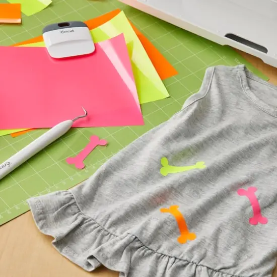 Cricut Joy&trade; Smart Iron-On&trade; Neon Sampler {3}