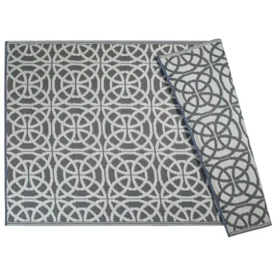 DII&reg; Gray Infinity Circle Outdoor Rug, 4ft. x 6ft. {5}