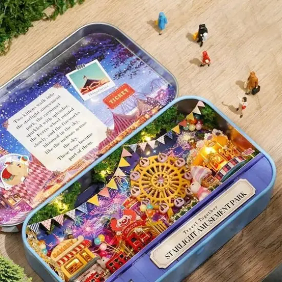 Wizardi Miniature Roombox: Starlight Amusement Park {4}