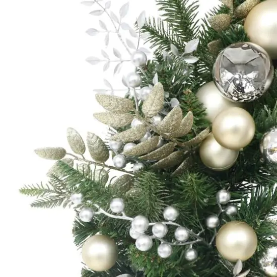 26" Battery-Operated Pre-Lit Decorated Artificial Wreath with Gold Bow {6}