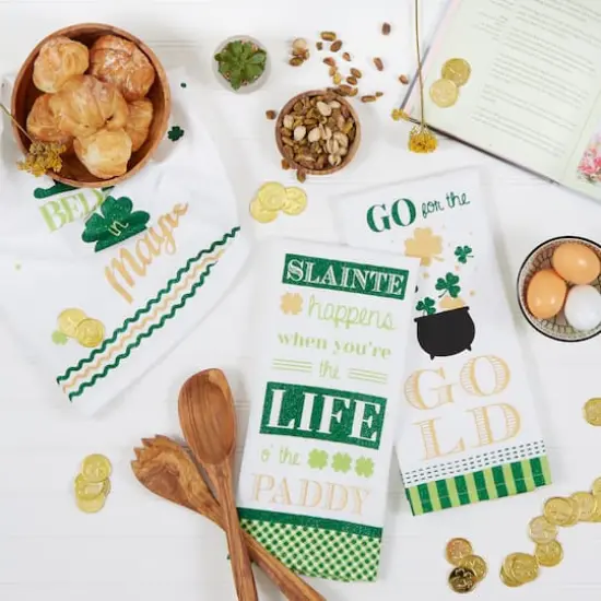 DII&reg; St. Paddy's Gold Dishtowel Set {4}