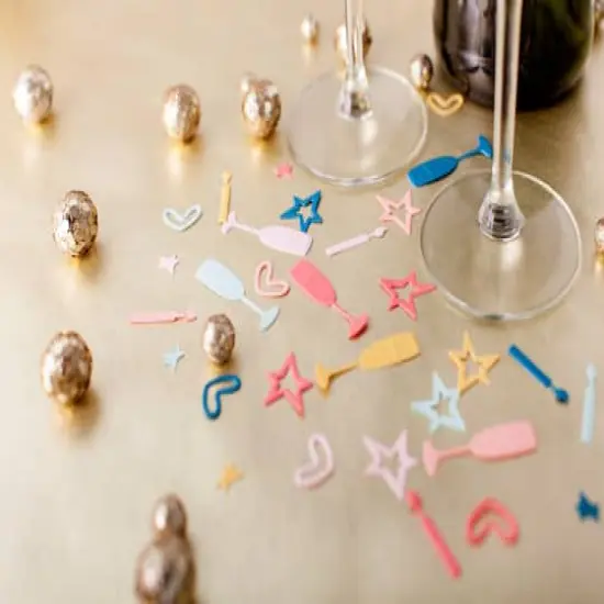 Cuttlebug&reg; Holiday Sampler Cut & Emboss Die Set {4}