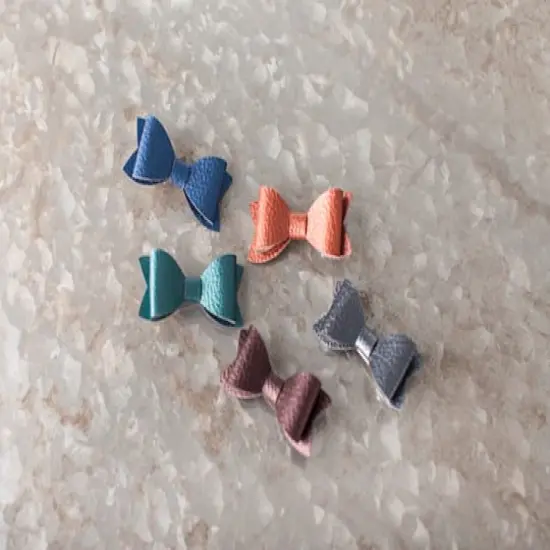 Cricut&reg; Pebbled Faux Leather Cafe {4}