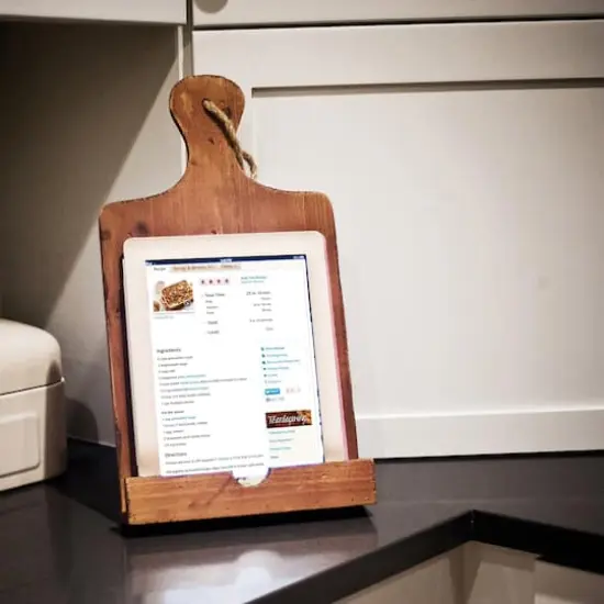 Hello Honey&reg; Wood Tablet Holder {3}