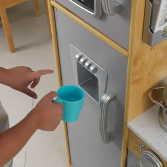 KidKraft Uptown Natural Kitchen {4}