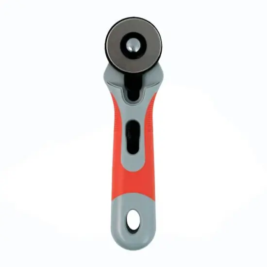 Rotary Cutter by ArtMinds&trade; {1}