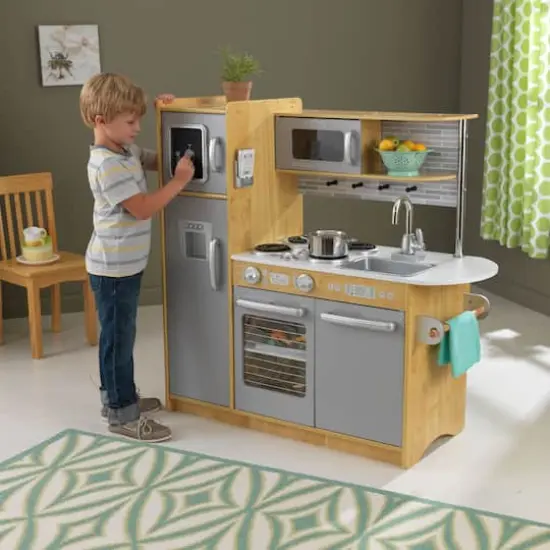 KidKraft Uptown Natural Kitchen {3}