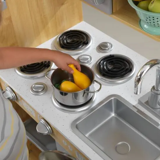 KidKraft Uptown Natural Kitchen {6}
