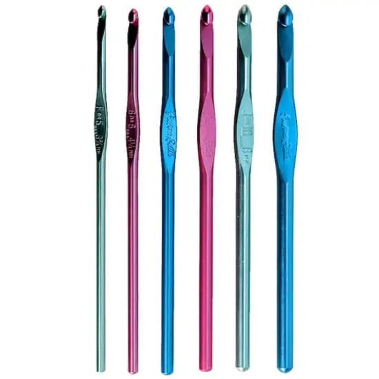 Susan Bates&reg; Silvalume&reg; Crochet Hook Set {4}
