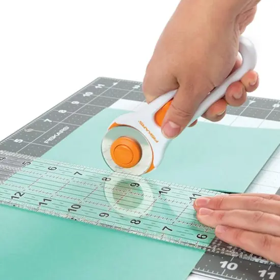 Fiskars&reg; Rotary Paper Edger {3}