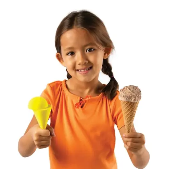 Learning Resources&reg; Everyday Geometric Shapes Activity Set {3}